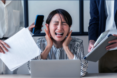 女性が困っている